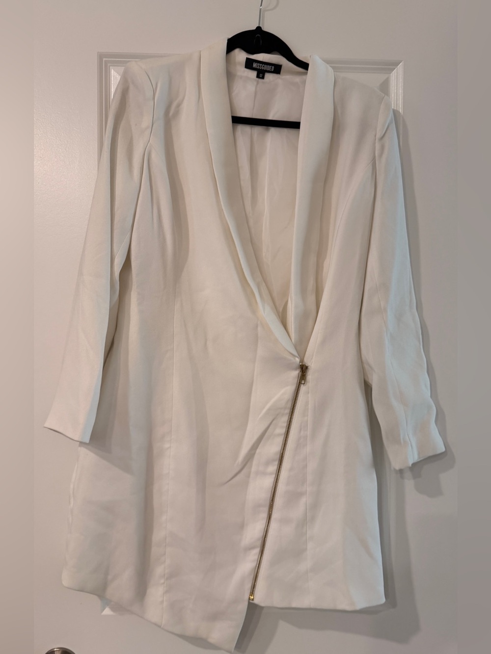 NWT Missguided White Blazer Dress with Asymmetrical Zip